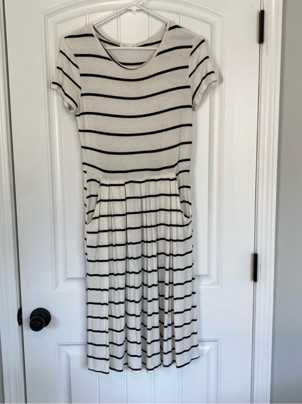 Reb & J. 220 Striped Short Sleeve Dress Medium